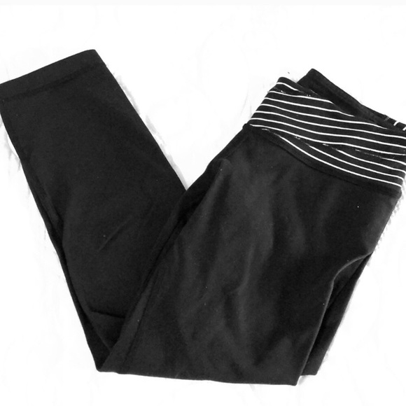 Black wunder under with detailed band - Picture 3 of 4